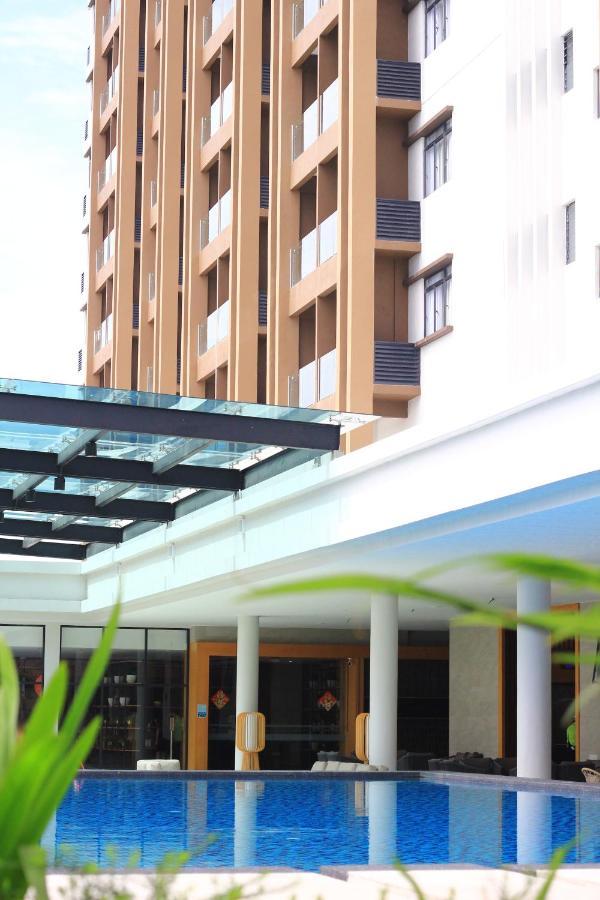 Amverton Cove Golf & Island Resort Banting  Exterior foto